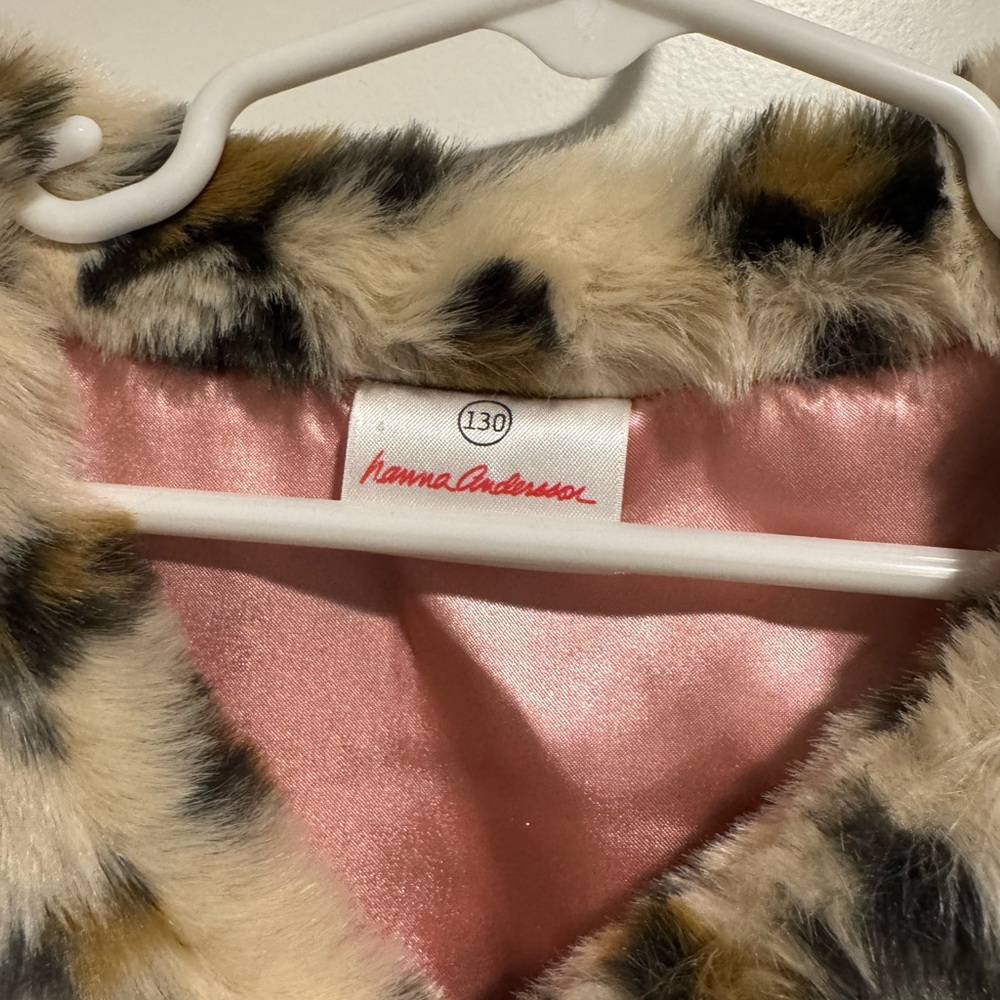 Hanna Andersson Leopard Print Faux Fur Vest - Picture 2 of 2